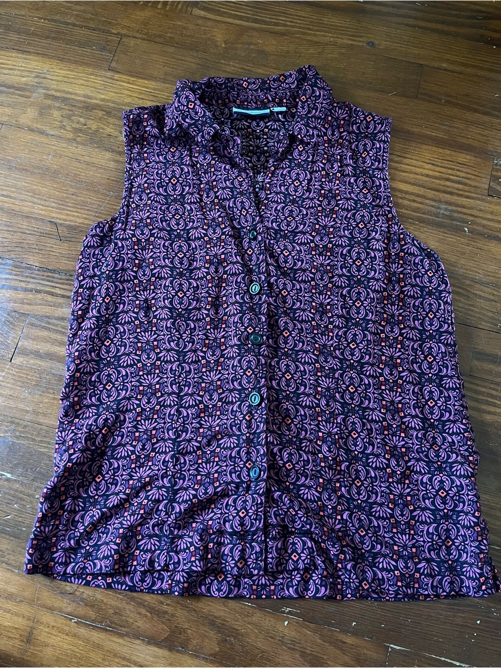 croft & barrow Sleeveless Button-Front Top in Purple and Pink Pattern